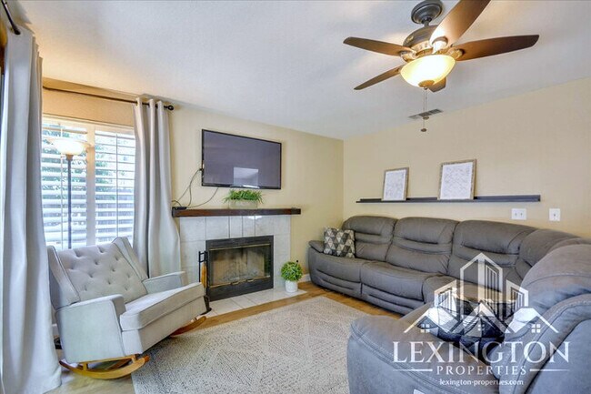 Building Photo - Gorgeous, 4BD/3BA, Home in Esteemed Laguna Neighborhood, Elk Grove, near Kloss Park!