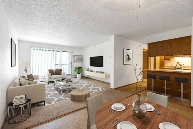 Woodland Park Apartments, Anoka, MN - Woodland Park Apartments