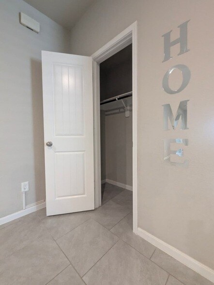 Building Photo - 3518 Windham Way