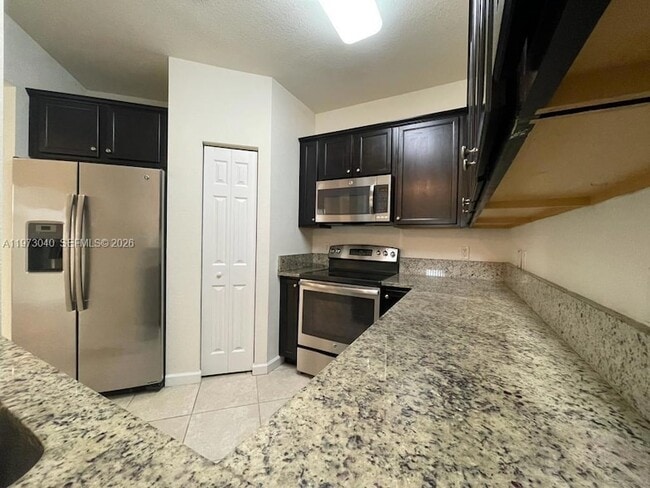 Building Photo - 10600 NW 88th St