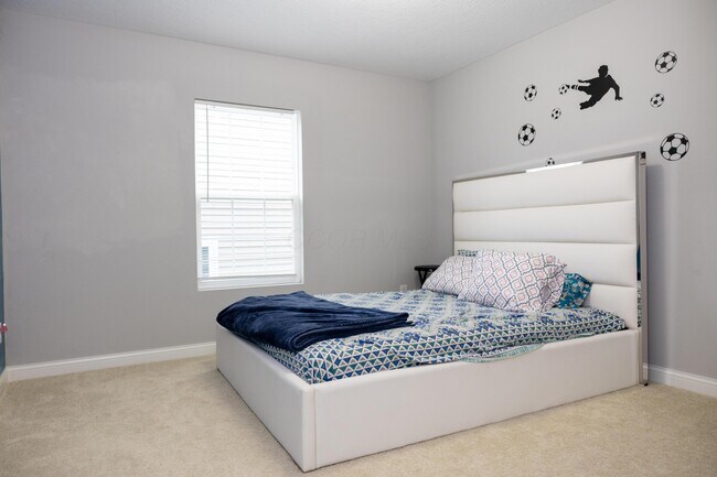Building Photo - 7272 Whimbrel Ln