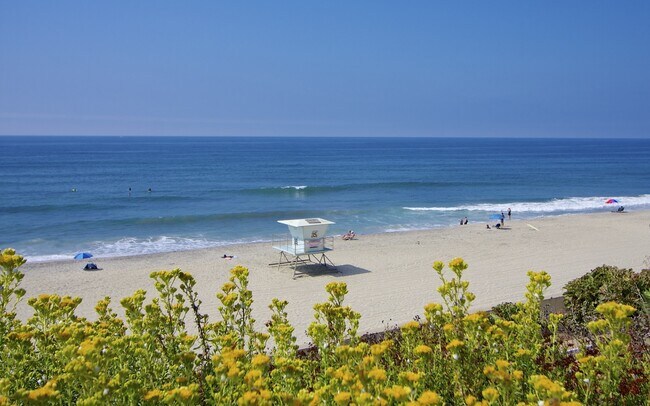 Building Photo - Prime Carlsbad Location - Available July 2025