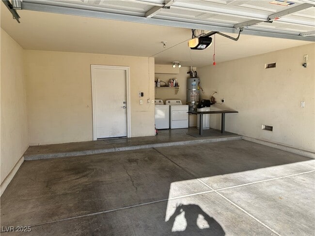 Building Photo - 10402 Melon Cactus St