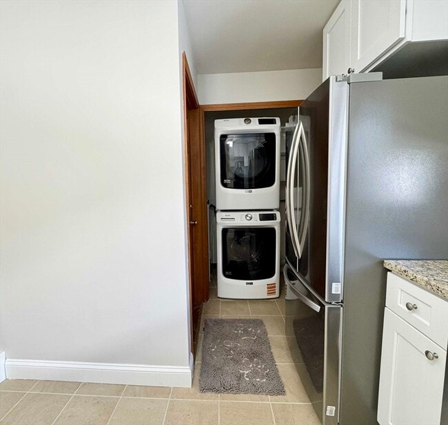 Building Photo - 42 Chester Rd