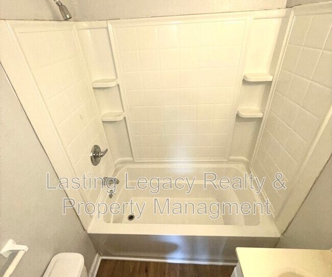 Building Photo - 2455 Sink St