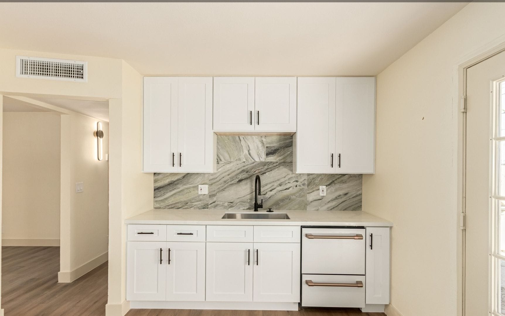 Building Photo - 12613 N 29th Ave