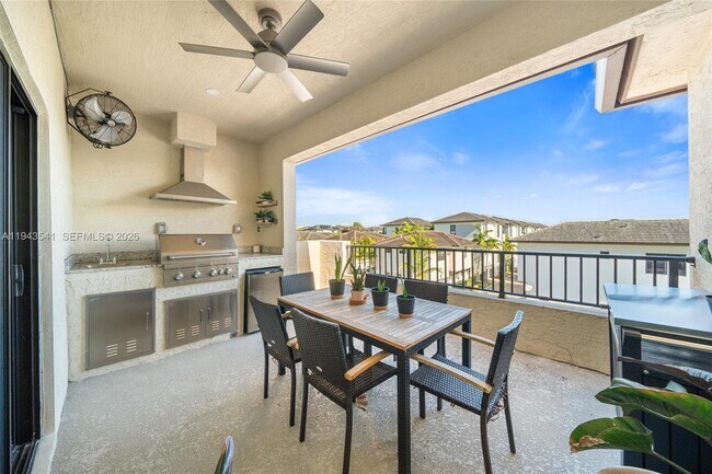 Building Photo - 4648 NW 83rd Ave