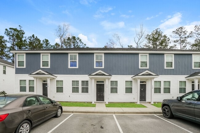 Building Photo - 138 Morning Line Dr