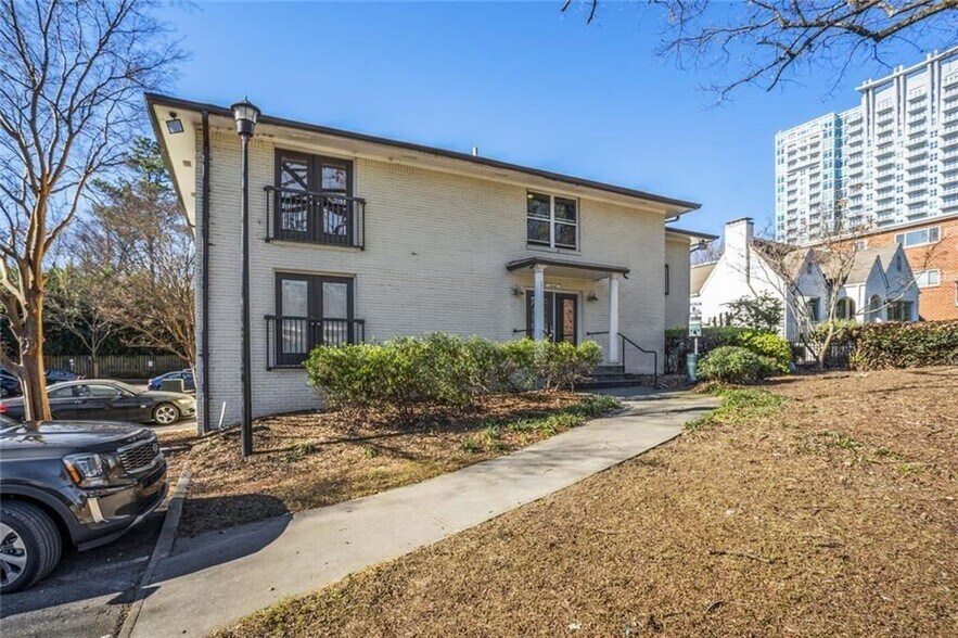 Building Photo - 48 Peachtree Ave NE