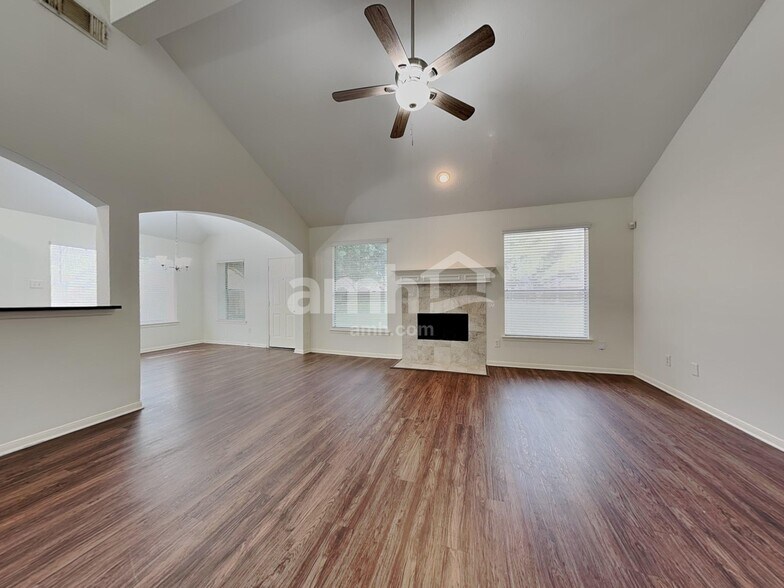 Building Photo - 12527 Avery Vale Ln