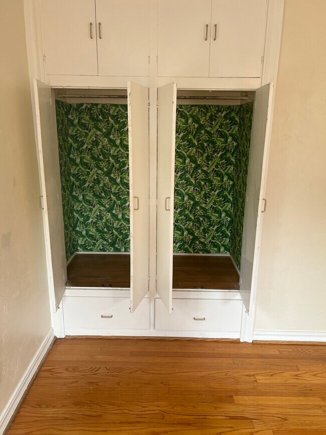 Building Photo - 3112 NW Drexel Ct