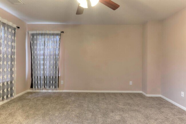 Building Photo - 18203 Fair Grange Ln