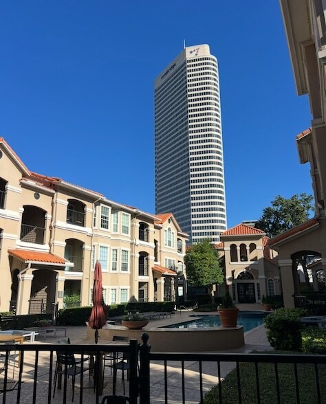 Building Photo - 3231 Allen Pkwy