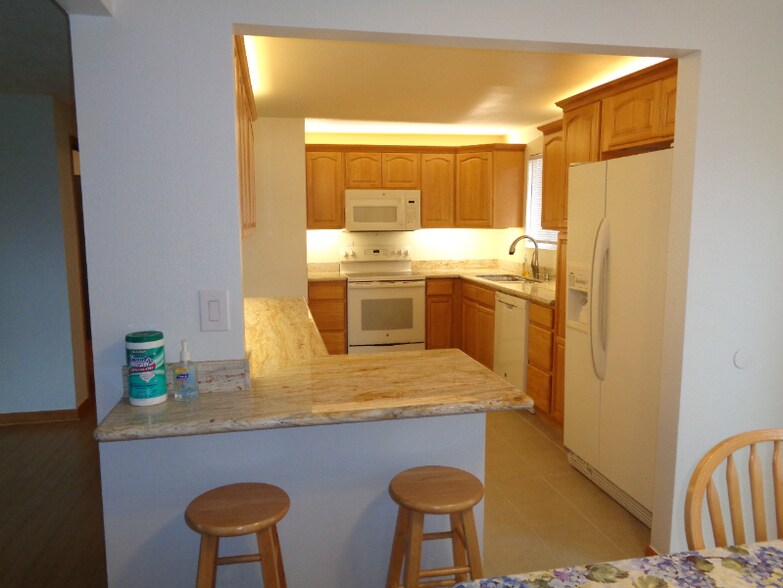 Building Photo - 20309 20th Pl W