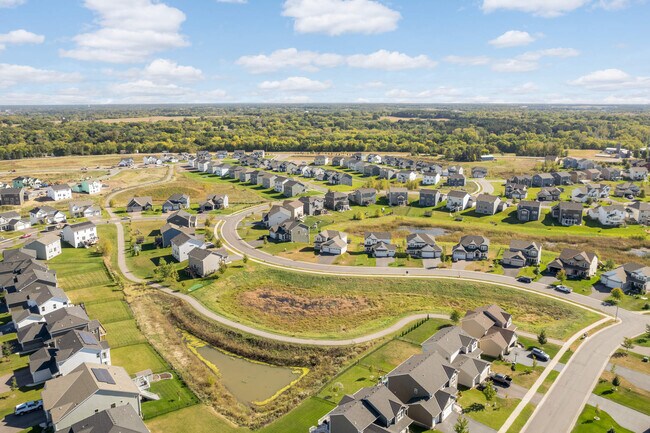 Building Photo - 17545 57th St NE