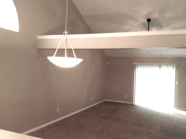 Building Photo - 12 Ascot Glen Dr