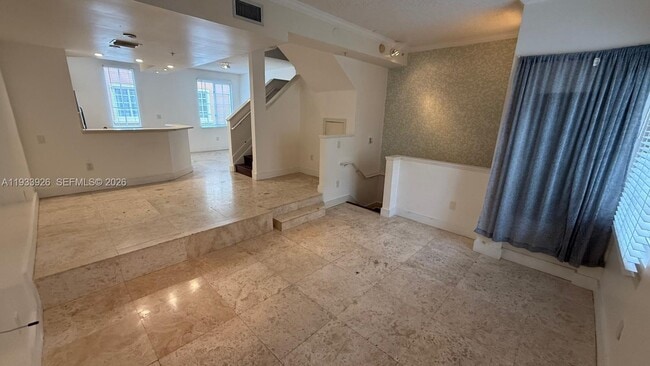 Building Photo - 2961 NE 185th St