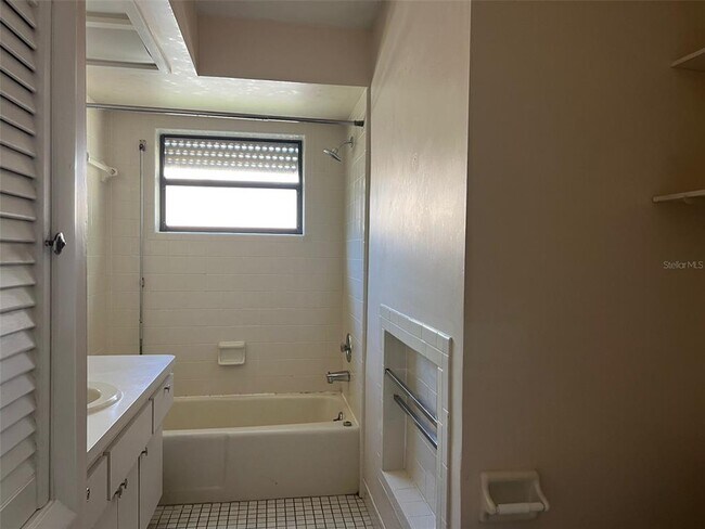 Building Photo - 86 Talley Dr