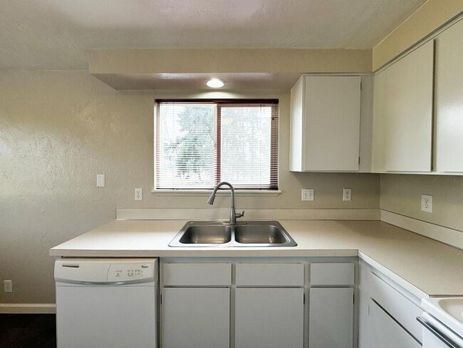 Building Photo - 5495 A St