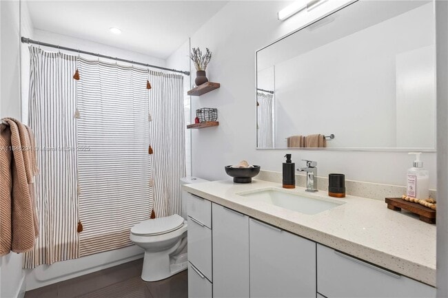 Building Photo - 13800 SW 78th Pl