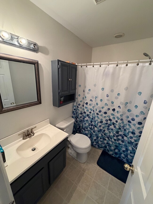 Building Photo - 7 Lenape Ln