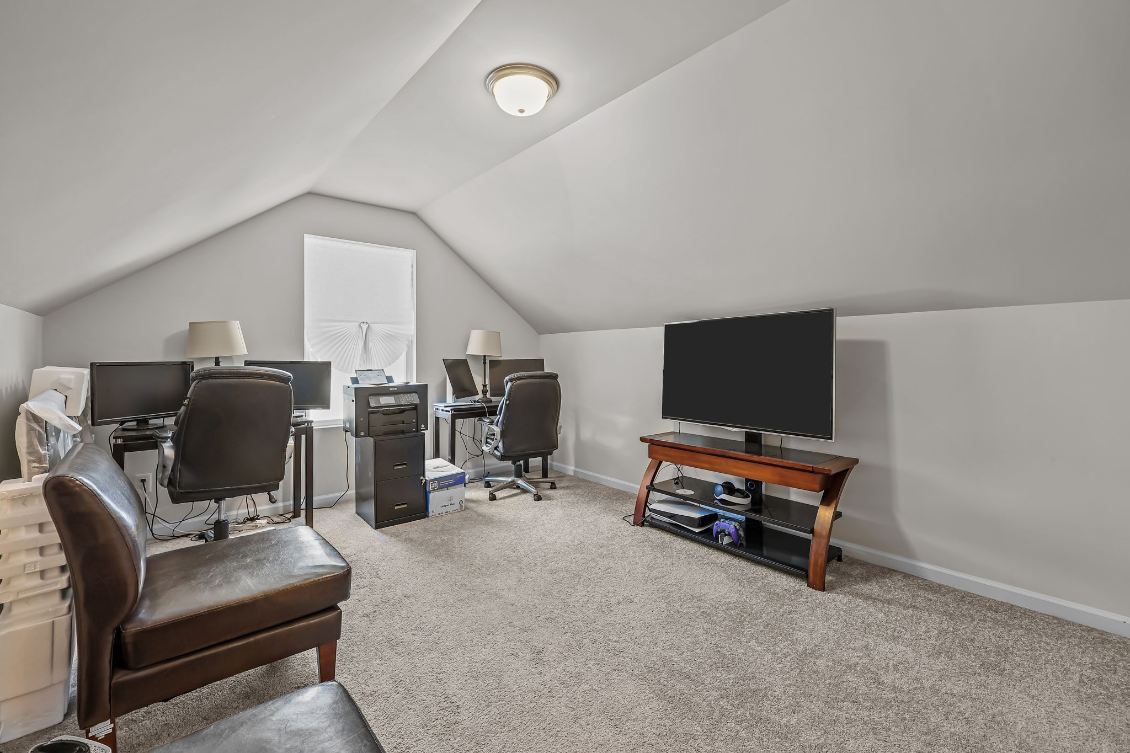 Bonus room - 1405 Amberlight Cir