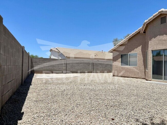 Building Photo - 39976 N Passaro Dr