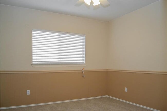 Building Photo - 1711 Chamois Knls None