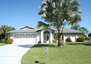 Building Photo - 2583 Oberon Rd