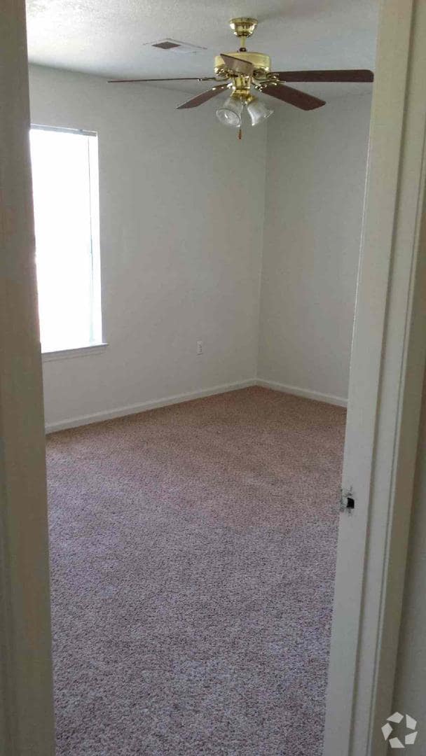 Bedroom - Craighill Townhomes