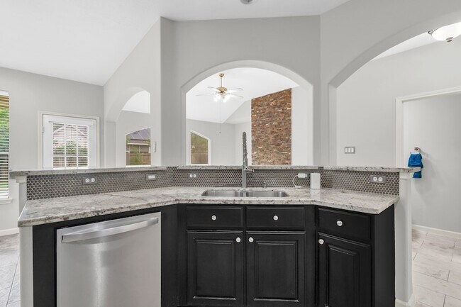 Building Photo - 20314 Nellie Gail Trail Ln