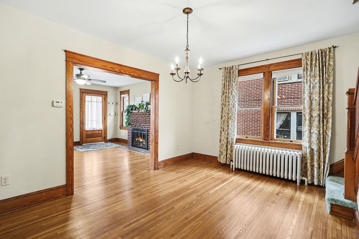 Building Photo - 144 Seminary Ave