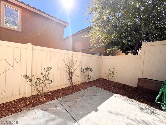 Building Photo - 6067 W Dewey Dr