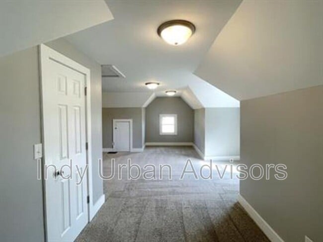 Building Photo - 1124 Cameron St