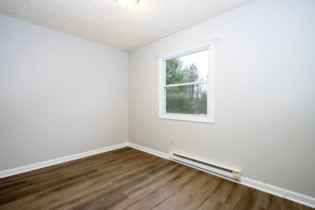Building Photo - Two bedroom apartment