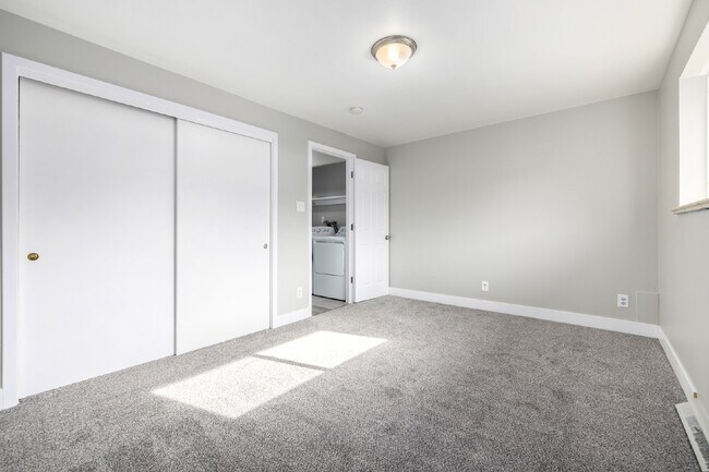 Building Photo - Lovely remodeled 2 Bed 1 Bath in Arvada
