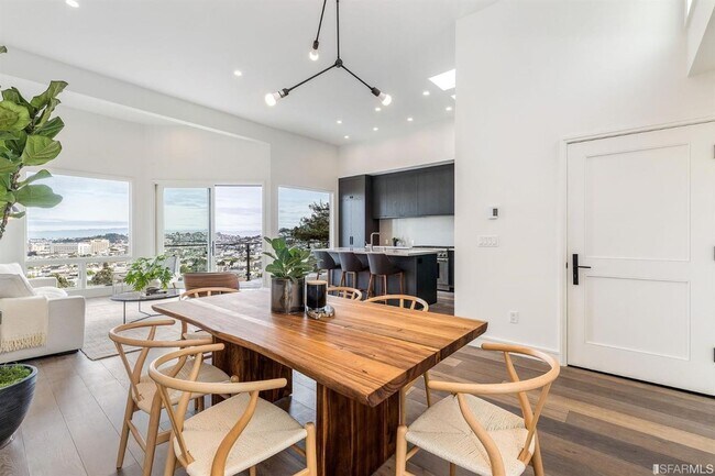 Building Photo - Glen Park: Impressive Top Floor Unfurnishe...