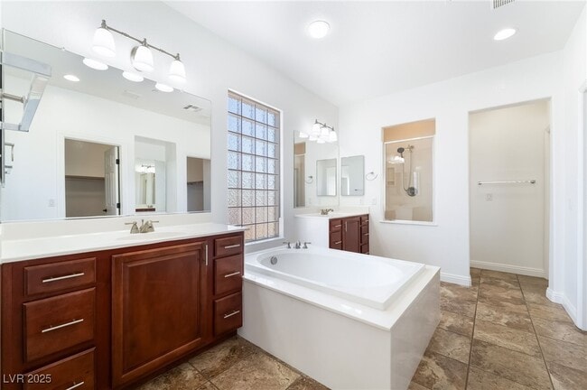 Building Photo - 9592 Staff Ln