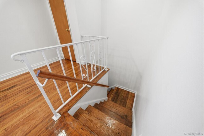 Building Photo - 131-45 234th St
