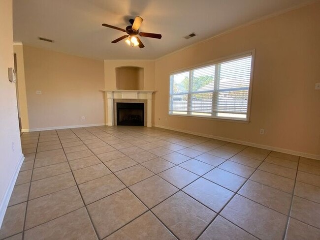 Building Photo - Bartlett 4 Bedroom 2.5 Bath Rental Home in Country Creek Subdivision