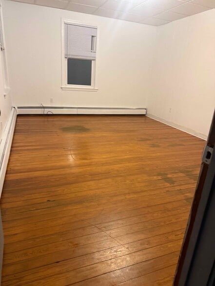 Living Room - 137 Bradford St