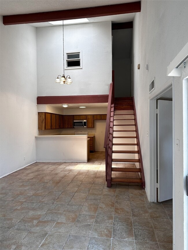 Building Photo - 12202 Copper Tree Pvt Ln