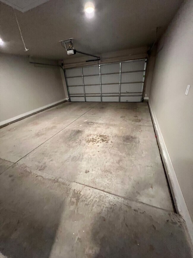 Building Photo - Lubbock Cooper ISD 3 Bedroom/2 Bathroom AVAILABLE NOW!