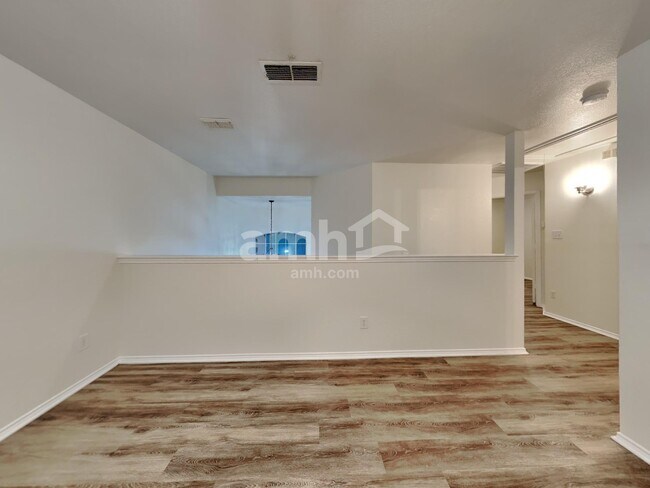 Building Photo - 8324 Prairie Rose Ln