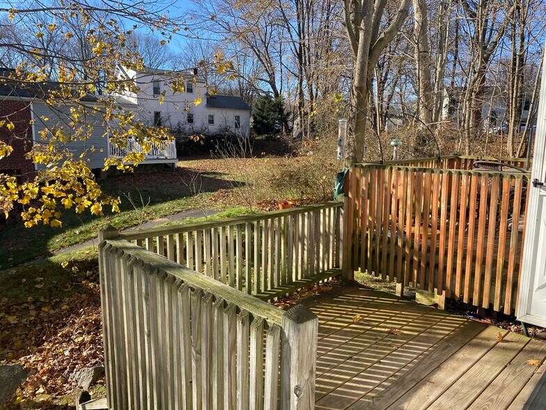 Building Photo - 325 Washington St