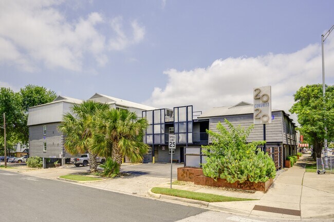 Building Photo - 2020 S Congress Ave