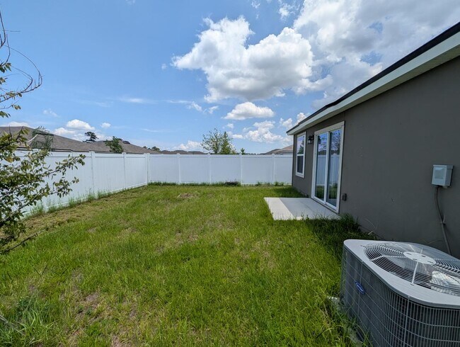 Building Photo - 2550 Falling Star Ln