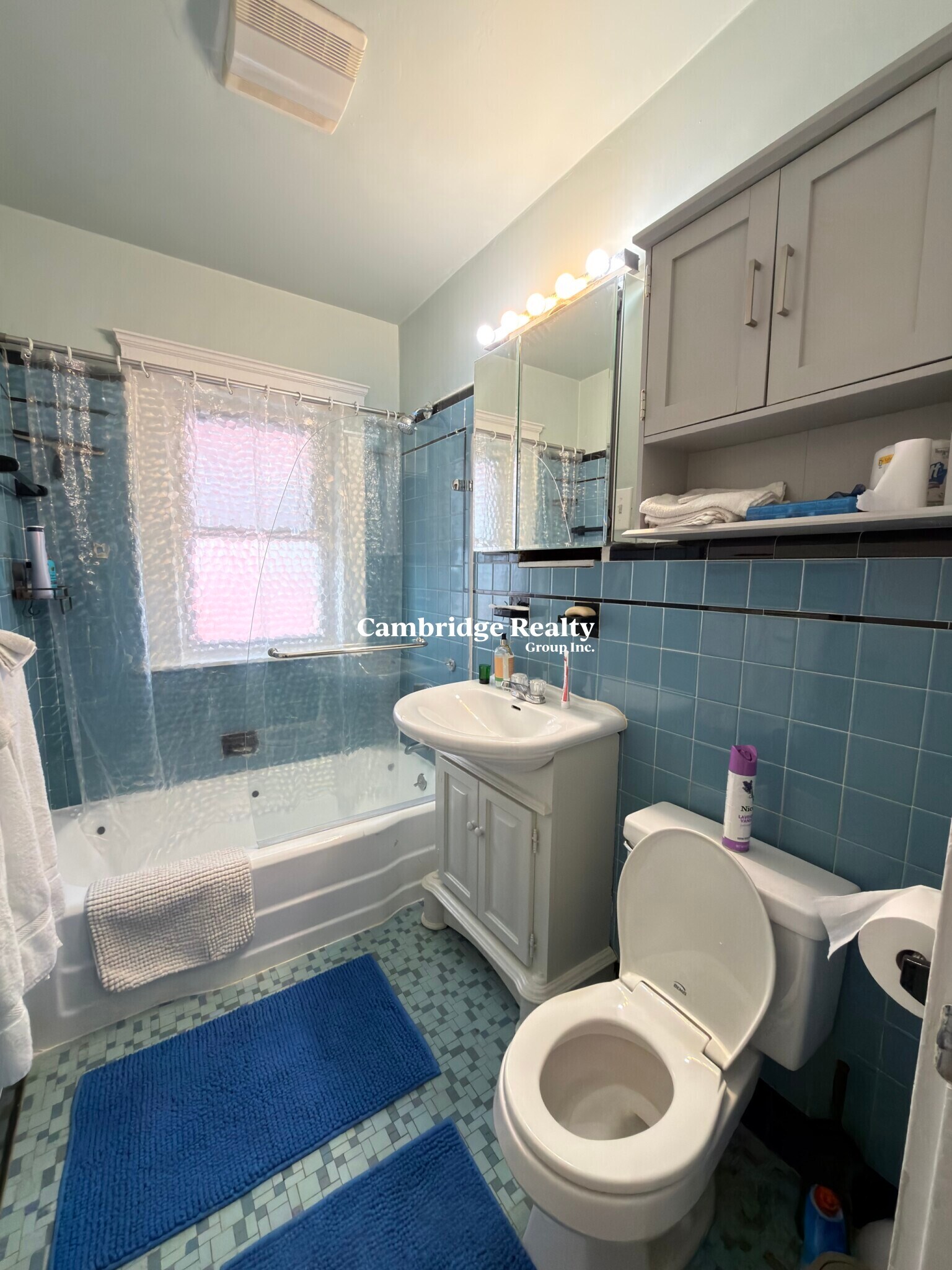 Building Photo - 20 Magnolia Ave