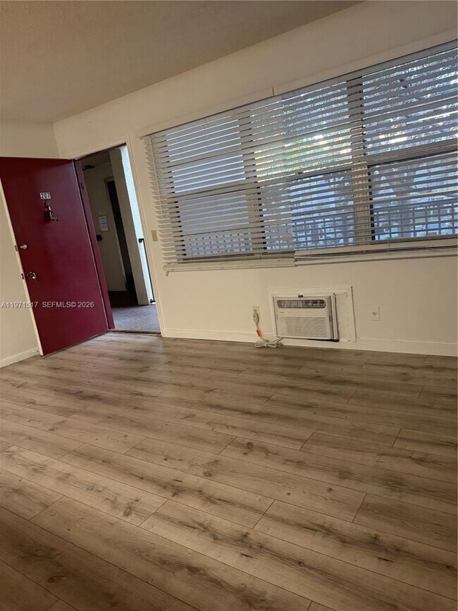 Building Photo - 200 SW 132nd Way