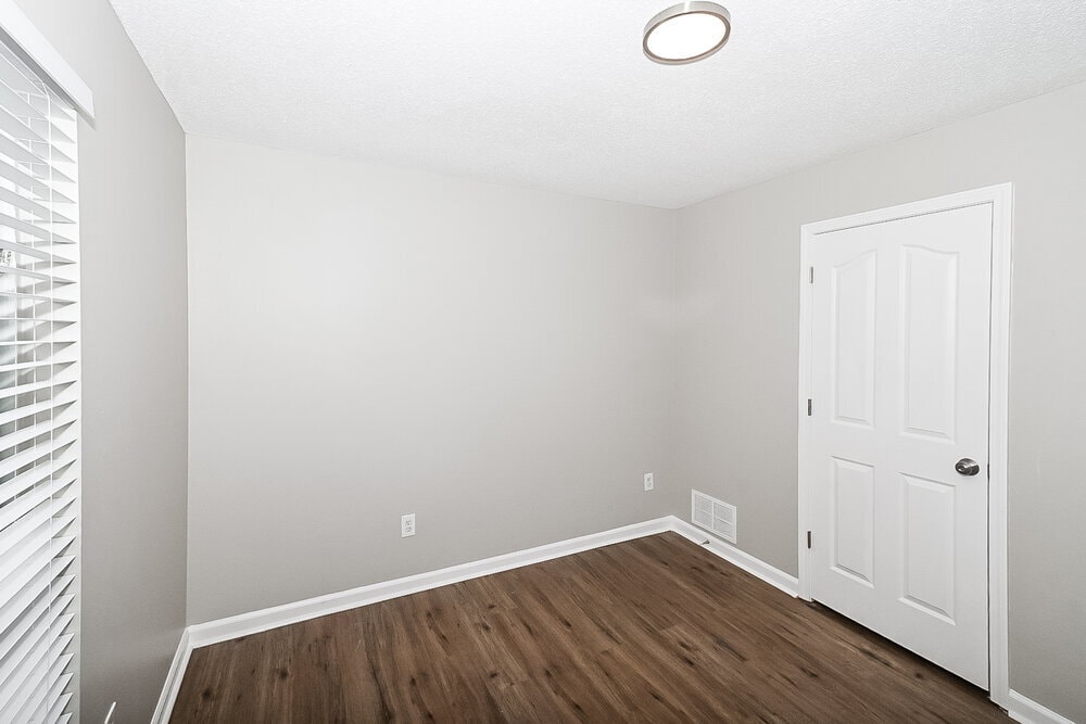 Building Photo - 2785 Pinnacle Dr